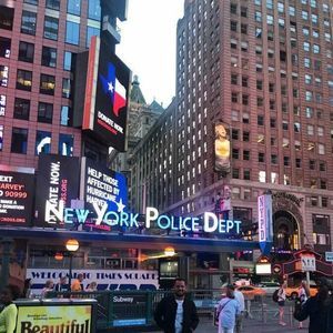 Meet your Posher, Carlos jesus